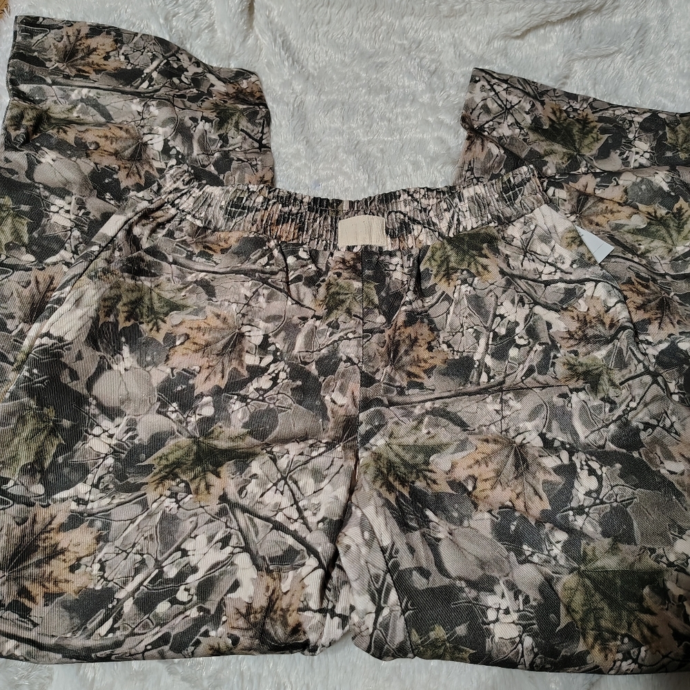 NWT Camouflage LeafPrint Elastic Waist Wide Leg Straight Pants/S L/Cherry Mellow